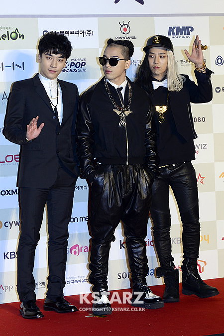 빅뱅 승리,태양,지용, '제2회 가온차트 K-POP 어워드' 시상식 레드카펫 참석