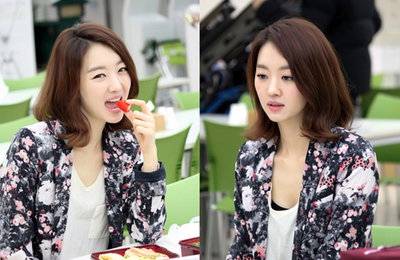‘완판녀’ 장희진, 플라워 프린팅 자켓까지도 완벽 소화 