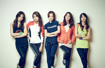 카라와 함께한 ‘2013 SS케이스위스 화보’ 공개