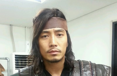 무사 변신 주상욱, ‘조니 뎁’ 닮은꼴 눈길~