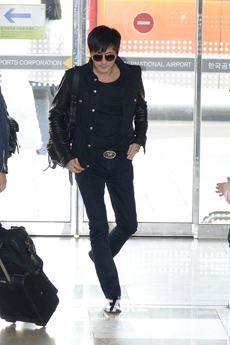 장동건,8일 오후 일본 팬미팅 참석차 김포국제공항을 통해 출국