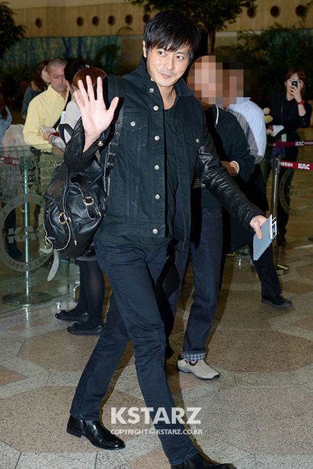 장동건,8일 오후 일본 팬미팅 참석차 김포국제공항을 통해 출국