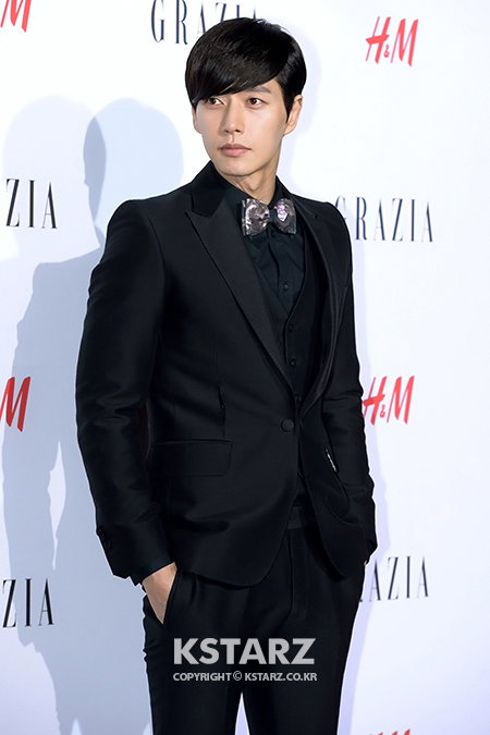 박해진,20일 오후 서울 에서 열린 'H&M과 GRAZIA(그라치아) 매거진' 가로수길점 오픈 행사 파티에 참석
