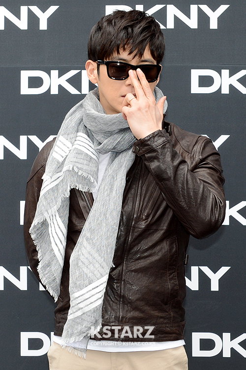 배우 고수, 2일 오후 서울 강남구 청담동 DKNY 청담점에서 열린 DKNY 2013 S/S 콜렉션에 참석