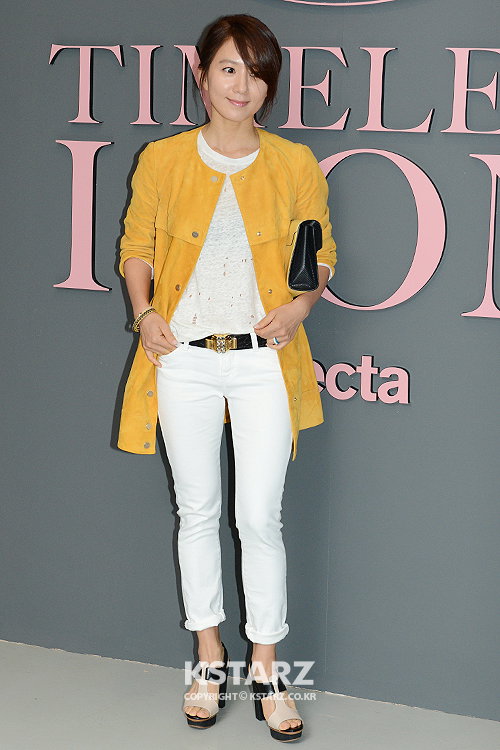 김희애,3일 오후 서울 강남구 갤러리 현대 강남에서 열리는 토즈(Tod's)에서 주최 고 다이애나 왕세자비 사진전 오픈식 참석