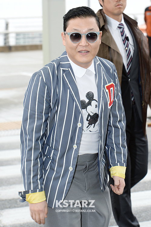 싸이, 25일 오전 신곡 ‘젠틀맨’의 본격적인 미국 현지 프로모션을 위해 인천국제공항을 통해 출국