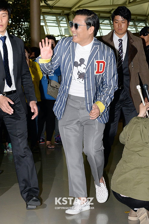 싸이, 25일 오전 신곡 ‘젠틀맨’의 본격적인 미국 현지 프로모션을 위해 인천국제공항을 통해 출국