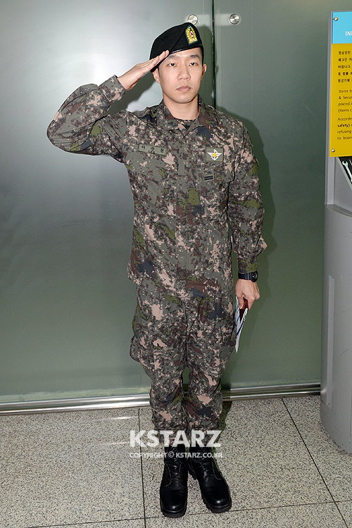 정지훈(비)-이상철(상추), 6일 오전 미국 워싱턴에서 열릴 한·미동맹 60주년 기념행사 '세계평화 페스티벌 아리랑'에 참석차 인천국제공항을 통해 워싱턴으로 출국