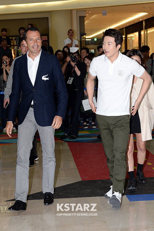 배우 권상우, 15일 오후 영등포 타임스퀘어에서 '라코스테 80주년 기념 로드쇼(LACOSTE 80th Anniversary Road Show)' 오프닝 세레모니 행사 참석