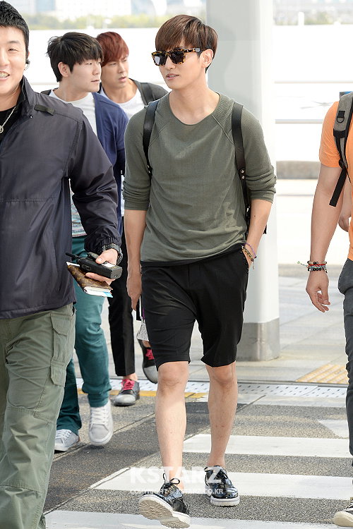 동방신기, 17일 오후 말레이시아 콘서트차 인천국제공항을 통해 출국