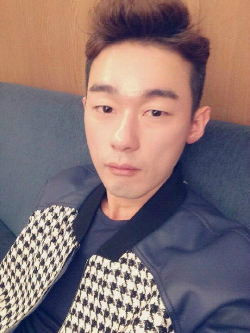 허지웅