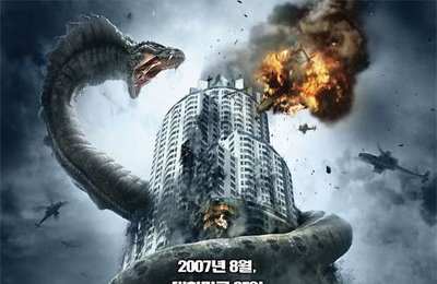 명량, 제2의 '디워' 되나? 이어지는 평론가들의 비판
