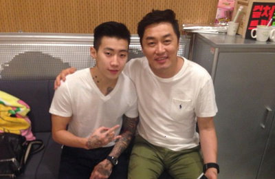 박재범, 정찬우와 다정하게…'아버지와 아들?'