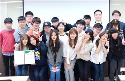 에이핑크, 데뷔 4주년 맞아 팬들과 봉사활동