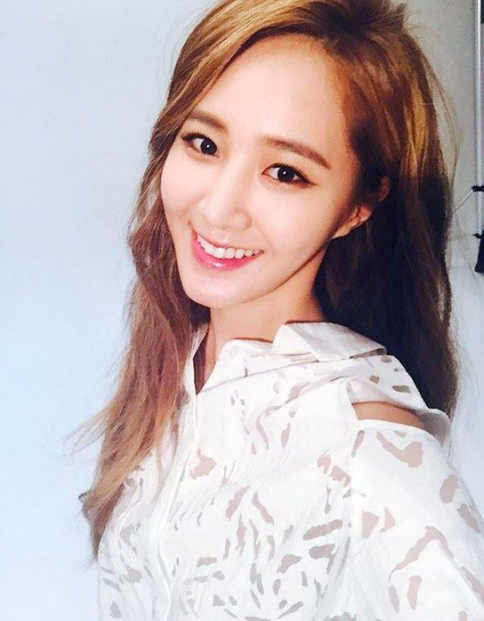 [사진]코스모폴리탄 공식 SNS