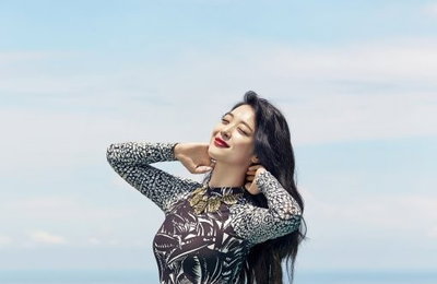 설리, 숨겨진 섹시… 팜므파탈 화보 공개!