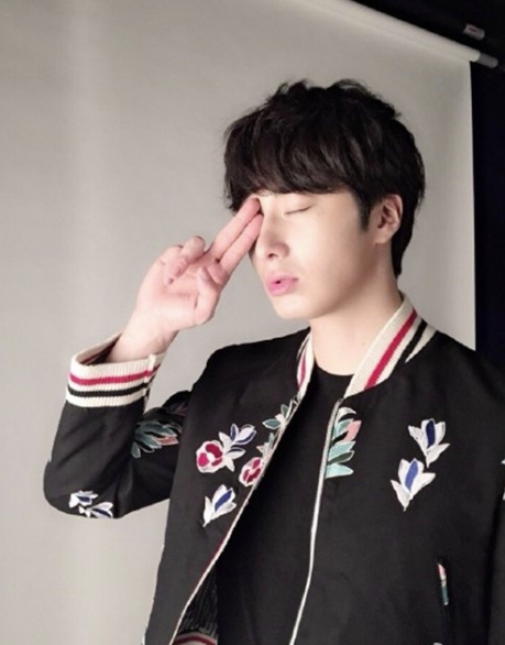 [사진]정일우 웨이보(SNS)