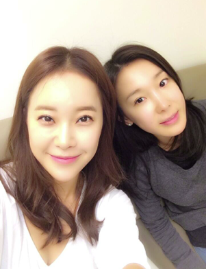 [사진]이지혜 트위터, 백지영(사진 왼쪽)