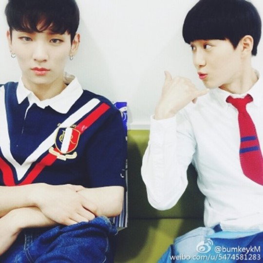[사진]키 웨이보, 키(왼) 수호(오)