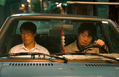 [주말영화]곽경택 '극비수사', '쥬라기 공원'과  경합...
