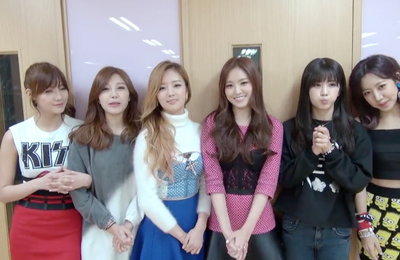 에이핑크·EXID "군대 가는 오빠들 화이팅!"