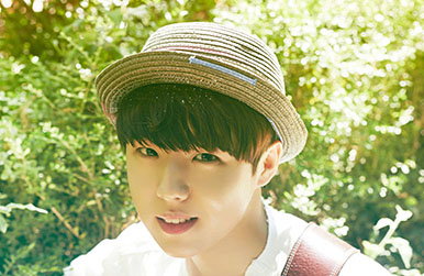 유승우, 음원 전쟁서 신곡 '예뻐서'로 6개 차트 1위