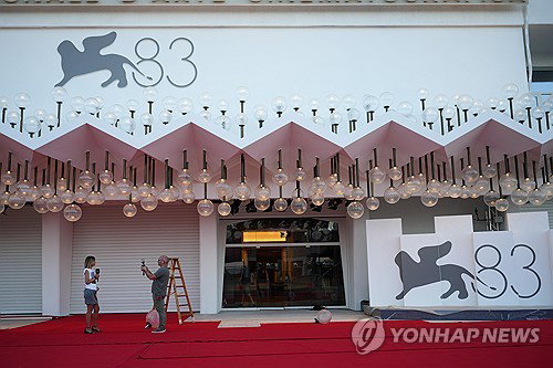 이창동 '가능한 사랑', 24년 만의 베네치아 귀환! 韓 영화, 두 번째 황금사자상 정조준