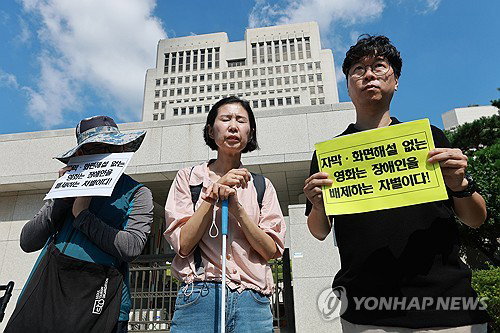 환호! K-영화관, 모두의 스크린으로 거듭나다