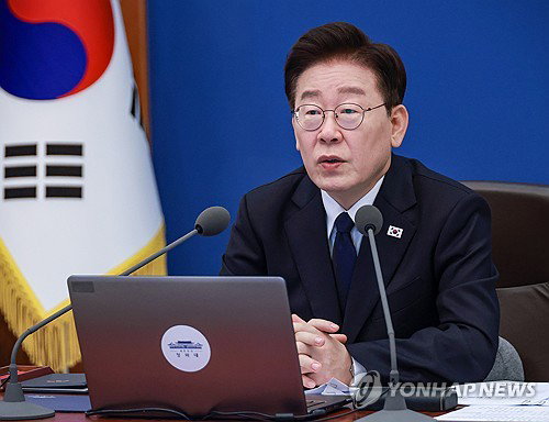 李대통령 'K-콘텐츠 강국' 위한 파격 선언! 팬심 뒤흔든 '미디어 기본사회' 비전은?