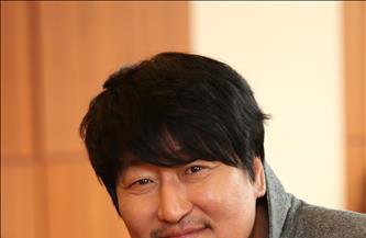 송강호·마리나 골바하리, 부산영화제 개막식 사회