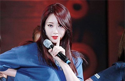 스타제국 "나인뮤지스 경리 음란성 홍보물 제작자 고소"