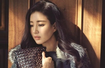 김사랑, FW 시즌 화보 공개 '우아한 분위기+가을 여성'