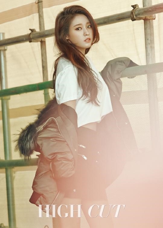 설현_01