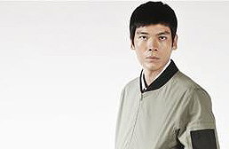 김성오, 플라이업엔터와 전속계약