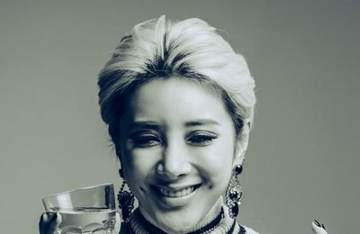 서인영, 매력적인 눈웃음 선보여 화제