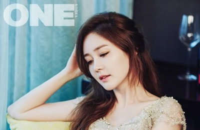 성유리, '핑클 전성기' 뛰어 넘어...'여성미+ 고혹적인 매력' 뽐내