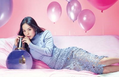 민효린의 유혹의 자태...’로맨틱 홀리데이’