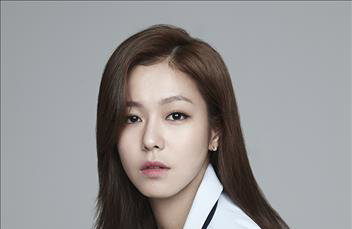 경수진, 이민호와 한솥밥…스타하우스 전속계약
