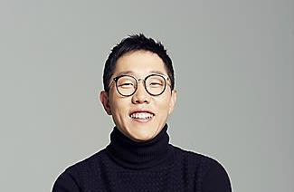 김제동, '김제동과 어깨동무' 설립…"청소년 지원"