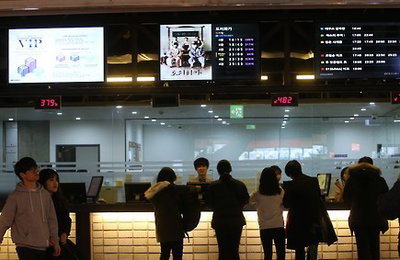 1월 극장 관객 급감…한국영화 부진이 원인