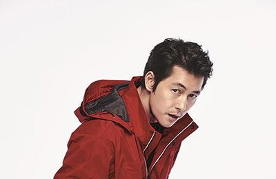 정우성, 아웃도어룩도 화보로 만든 조각미남