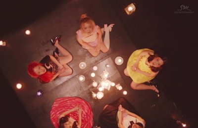 레드벨벳 '7월 7일'…'은하수 너머 아득히 먼 곳에'