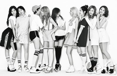 트와이스 쯔위'치어 걸(Cheer Girl)'컨셉트 화보 공개 '눈길'