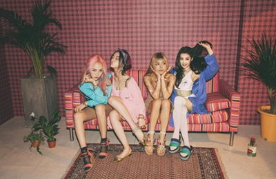 원더걸스 'Why so lonely', 8개차트 1위…박진영 "축하메시지"