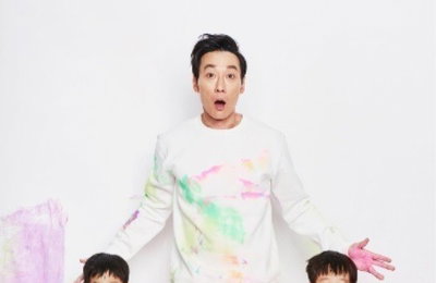 슈펀맨 아빠 이휘재, 오붓한 삼부자 화보 '눈길'