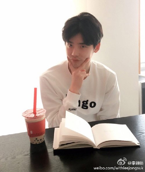 [사진]이종석 웨이보
