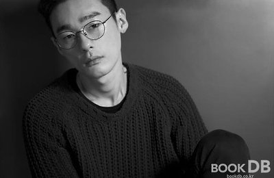 허지웅, 장윤주와 한솥밥…에스팀엔터테인먼트와 전속계약