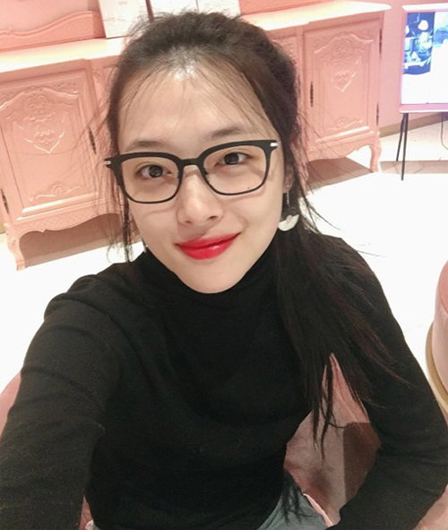 [사진]설리는 2일 자신의 인스타그램
