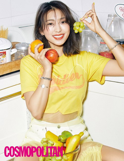 보라