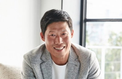 유해진, '럭키' 이어 '러브슬링' 원톱 주연..이번엔 사랑
